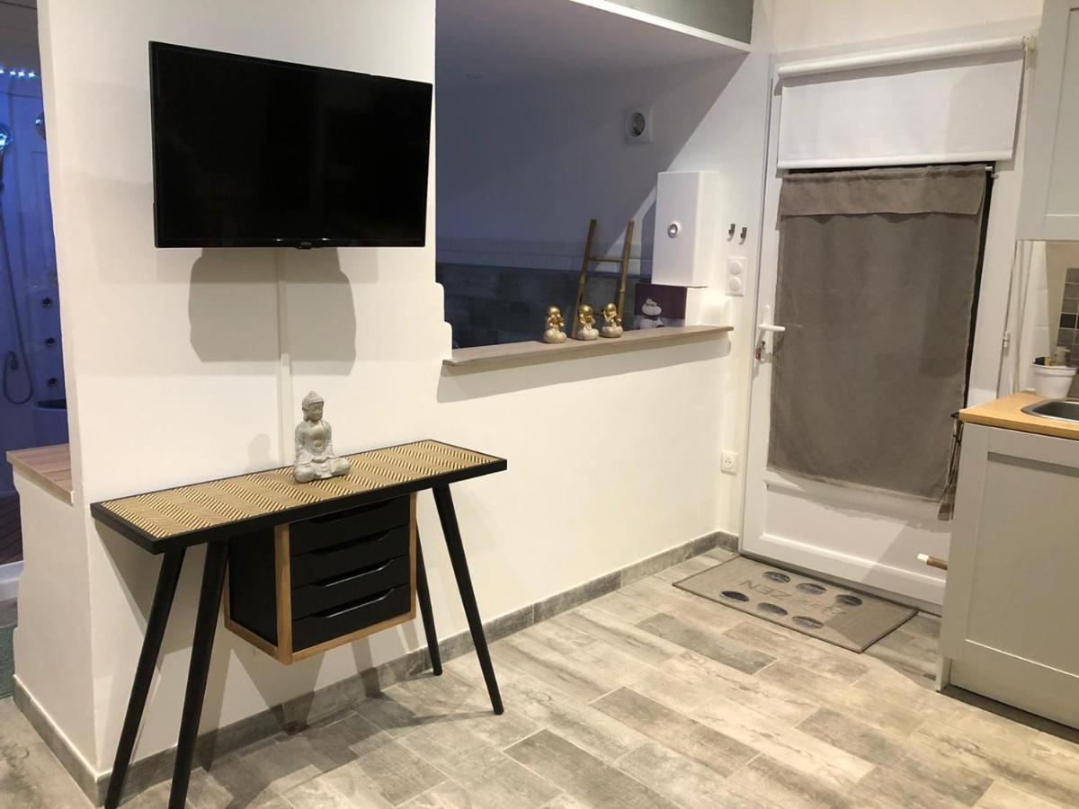 Esprit Zen En Provence Studio Spa Privatif Cheval-Blanc Exterior photo
